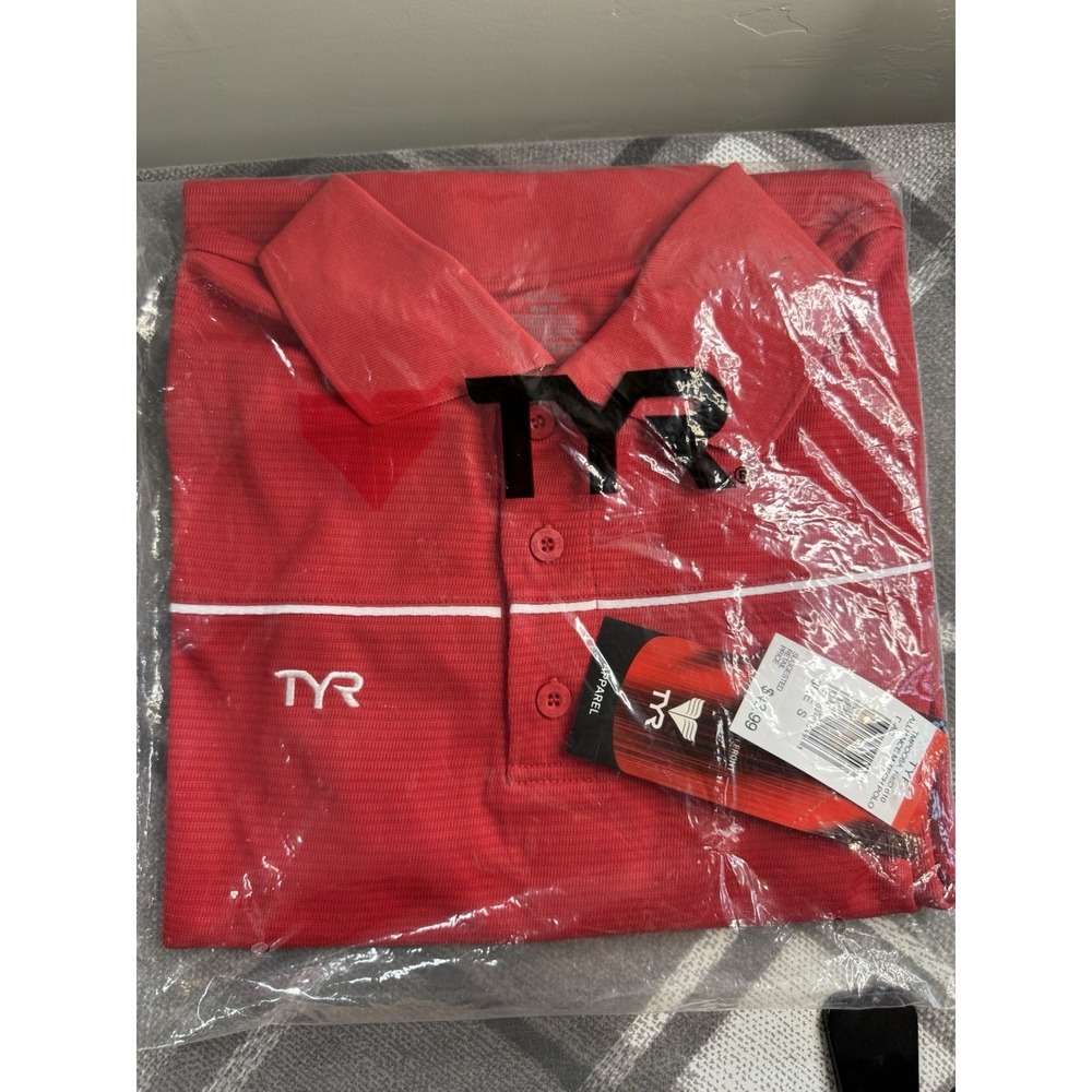 TYR Men's Tech Short Sleeve Polo with Piping details, S